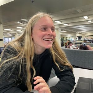 Meet your Posher, Ivy